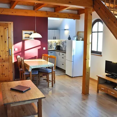 Schwalbennest راينزبرج